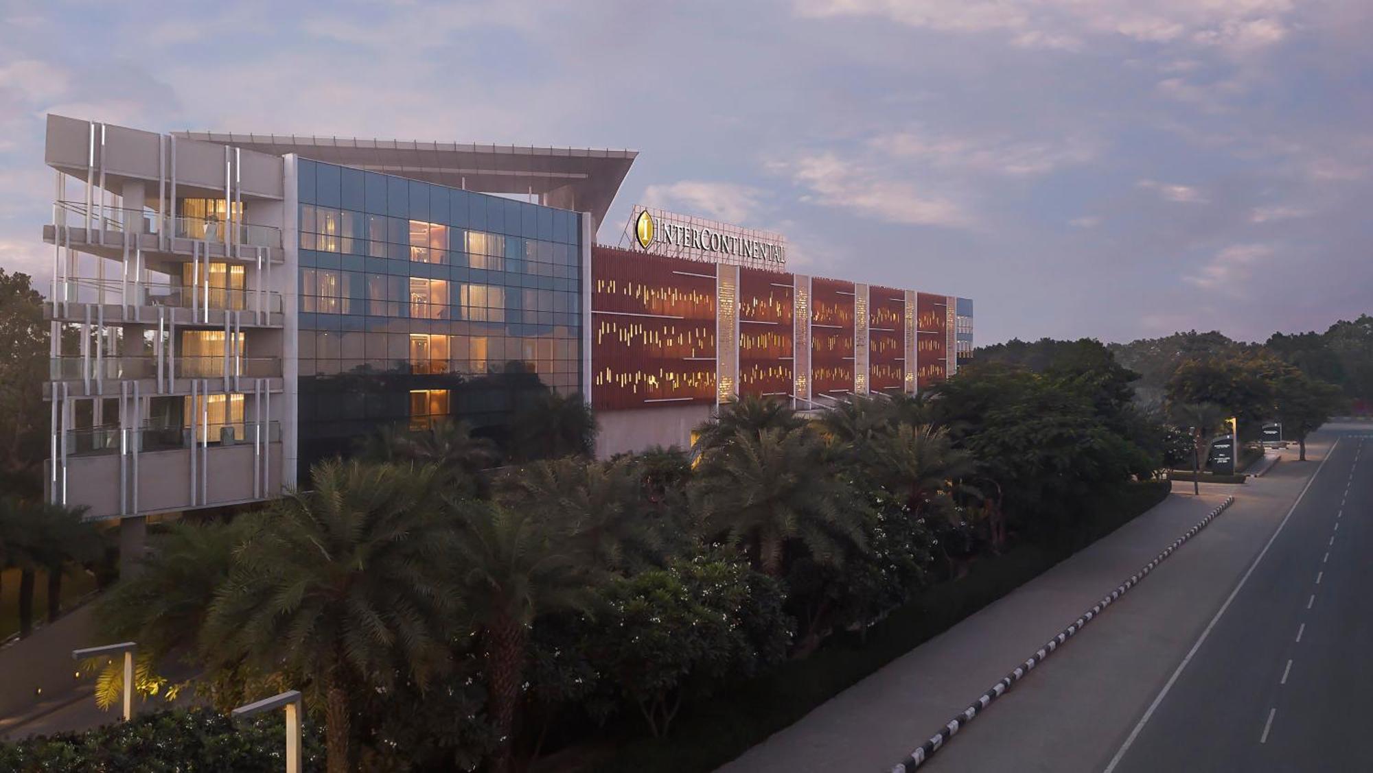 فندق كراون بلازا Jaipur Tonk Road المظهر الخارجي الصورة